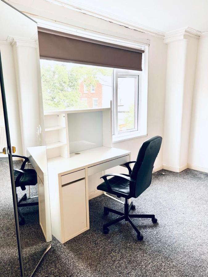 Private Room Close To Leeds University And City Centre Exteriér fotografie