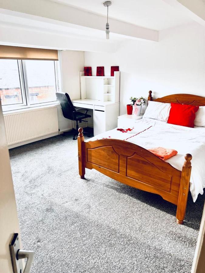 Private Room Close To Leeds University And City Centre Exteriér fotografie