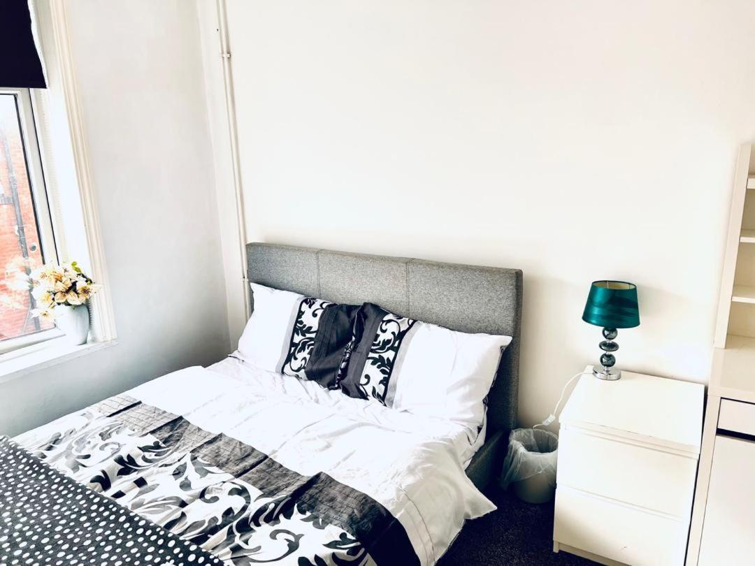 Private Room Close To Leeds University And City Centre Exteriér fotografie